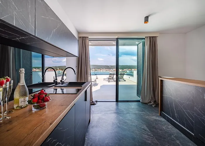 Punta Vista Penthouse Apartment Sukošan