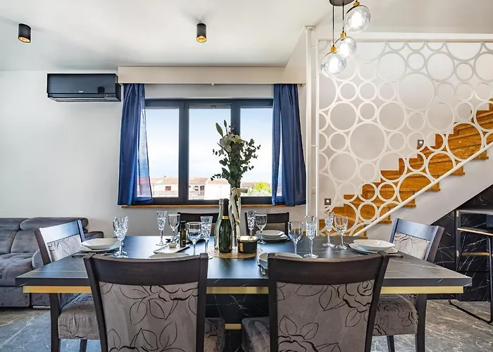 Punta Vista Penthouse Apartment Sukošan