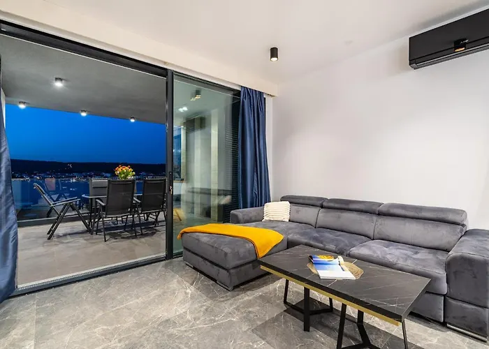 아파트 Punta Vista Penthouse Sukošan